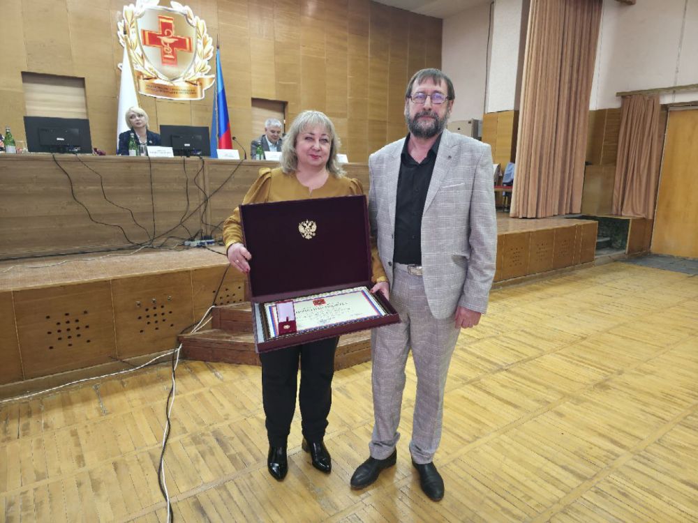 Сергей Колягин: В ходе итоговой коллегии Министерства здравоохранения Луганской Народной Республики был отмечен и представитель сферы здравоохранения нашего городского округа Сергей Колягин: В ходе итоговой коллегии Министерства здравоохранения Луганской Народной Республики был отмечен и представитель сферы здравоохранения нашего городского округа