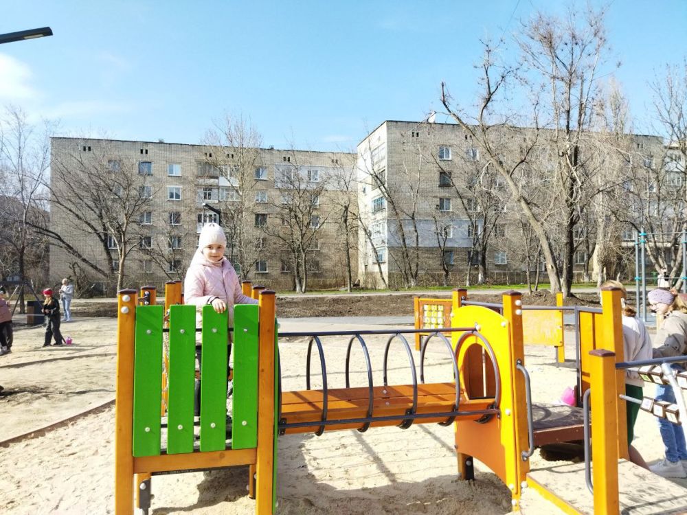 На территории между кв. Гагарина и кв. Шахтерский было проведено благоустройство общественной территории На территории между кв. Гагарина и кв. Шахтерский было проведено благоустройство общественной территории