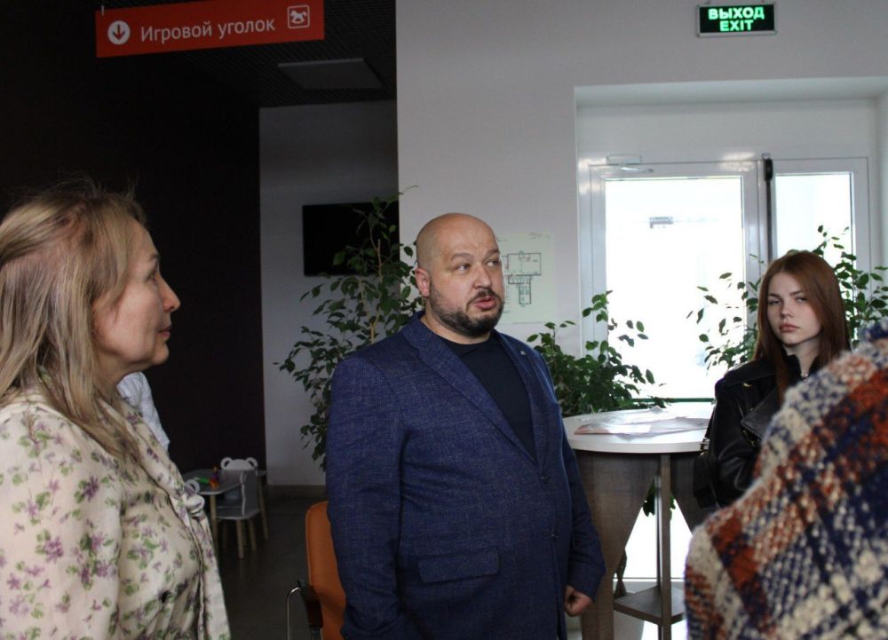 Отделением МФЦ г. Луганска проведена профориентационная экскурсия для студентов 4 - 5 курсов аграрного университета Отделением МФЦ г. Луганска проведена профориентационная экскурсия для студентов 4 - 5 курсов аграрного университета