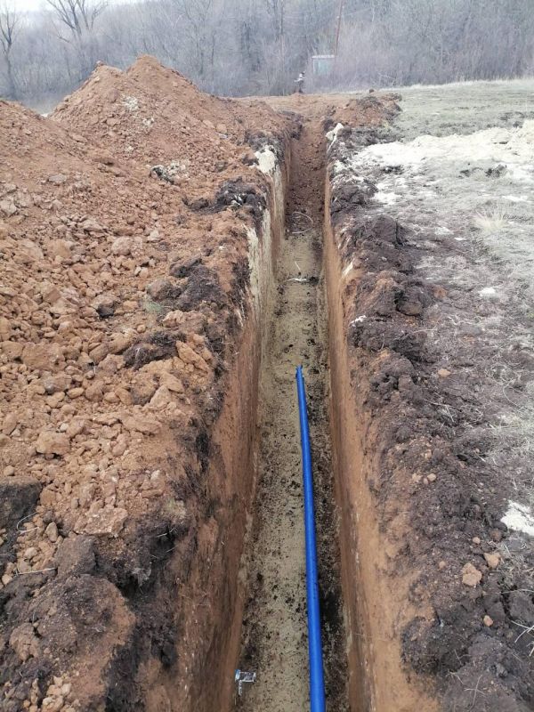 Ульяновские коммунальщики приступили к монтажу нового водопровода в Лутугинском муниципальном округе Ульяновские коммунальщики приступили к монтажу нового водопровода в Лутугинском муниципальном округе