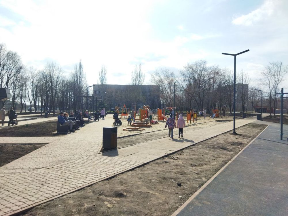 На территории между кв. Гагарина и кв. Шахтерский было проведено благоустройство общественной территории На территории между кв. Гагарина и кв. Шахтерский было проведено благоустройство общественной территории
