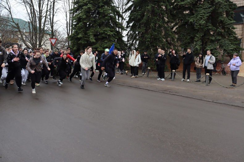 «Сила России»: В Свердловске прошел забег на 5 км. «Спорт – это сила!» «Сила России»: В Свердловске прошел забег на 5 км. «Спорт – это сила!»