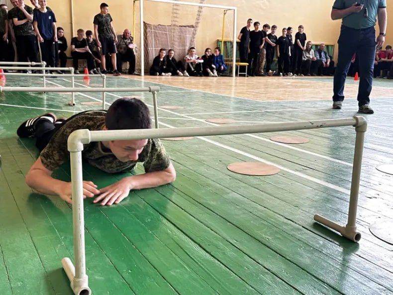 В Перевальске состоялся муниципальный этап старшей возрастной группы Всероссийской военно-патриотической игры «Зарница 2.0»! В Перевальске состоялся муниципальный этап старшей возрастной группы Всероссийской военно-патриотической игры «Зарница 2.0»!