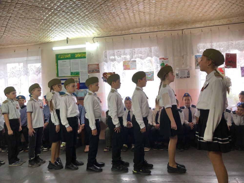 В Ровеньковском центре детского, юношеского туризма и краеведения состоялся муниципальный этап Всероссийской военно-патриотической игры «Зарница 2.0» среди младшей возрастной группы В Ровеньковском центре детского, юношеского туризма и краеведения состоялся муниципальный этап Всероссийской военно-патриотической игры «Зарница 2.0» среди младшей возрастной группы