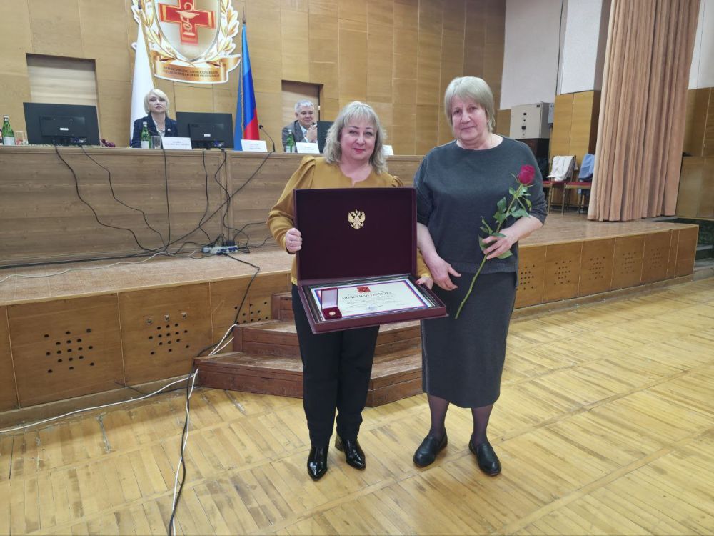 Сергей Колягин: В ходе итоговой коллегии Министерства здравоохранения Луганской Народной Республики был отмечен и представитель сферы здравоохранения нашего городского округа Сергей Колягин: В ходе итоговой коллегии Министерства здравоохранения Луганской Народной Республики был отмечен и представитель сферы здравоохранения нашего городского округа