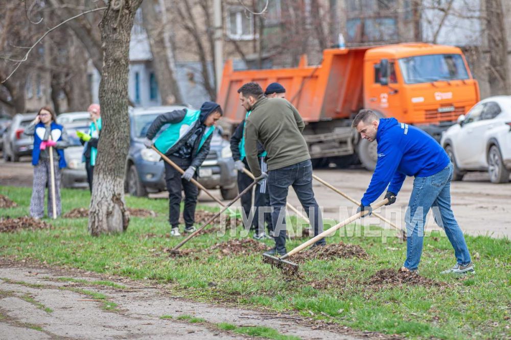 Глава Луганской Народной Республики Леонид Пасечник сегодня, 29 марта, открыл акцию «Чистая республика – 2025», которая продлится до 26 апреля текущего года Глава Луганской Народной Республики Леонид Пасечник сегодня, 29 марта, открыл акцию «Чистая республика – 2025», которая продлится до 26 апреля текущего года