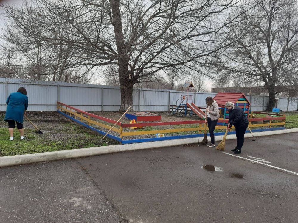 Муниципальный субботник охватил каждый уголок округа Муниципальный субботник охватил каждый уголок округа