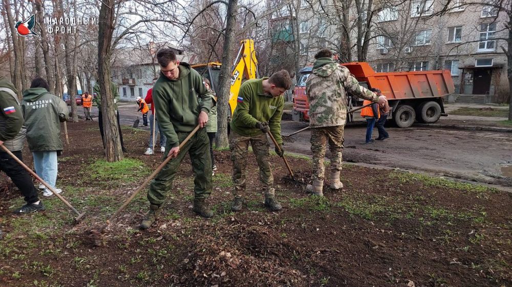 Активисты молодёжки НФ приняли участие в акции "Чистая Республика - 2025", которую организовала Администрация Главы Республики Активисты молодёжки НФ приняли участие в акции "Чистая Республика - 2025", которую организовала Администрация Главы Республики