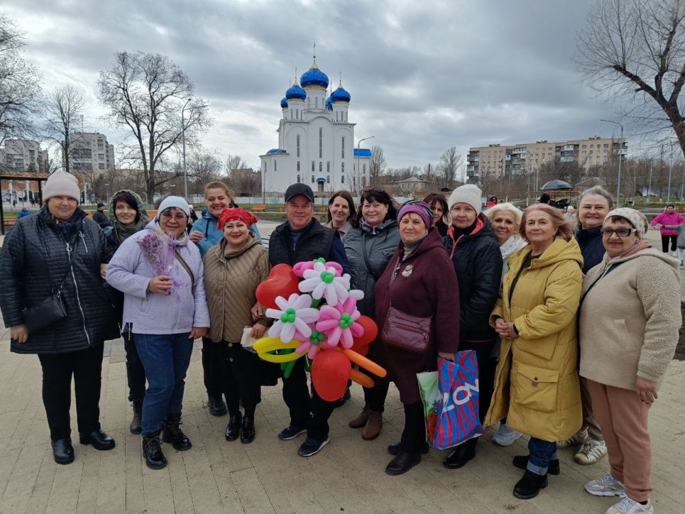 В городском парке прошла семейная развлекательная программа «Весенний микрофон» В городском парке прошла семейная развлекательная программа «Весенний микрофон»