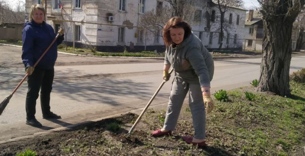 Поселок Крепенский Антрацитовского МО присоединился к акции «Чистая Республика - 2025» Поселок Крепенский Антрацитовского МО присоединился к акции «Чистая Республика - 2025»