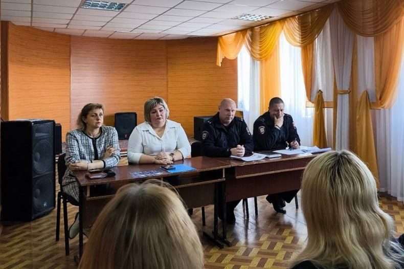 Объединив усилия: Полиция и банк провели встречу по профилактике дистанционного мошенничества Объединив усилия: Полиция и банк провели встречу по профилактике дистанционного мошенничества