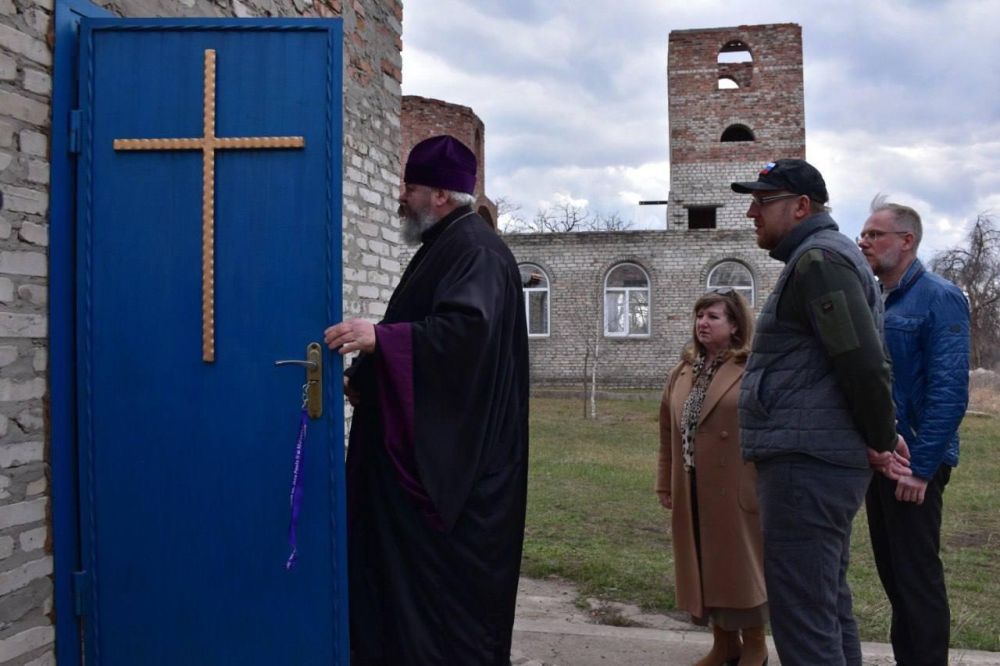 В городе Золотое (поселок Карбонит) восстановят Храм Андрея Первозванного В городе Золотое (поселок Карбонит) восстановят Храм Андрея Первозванного