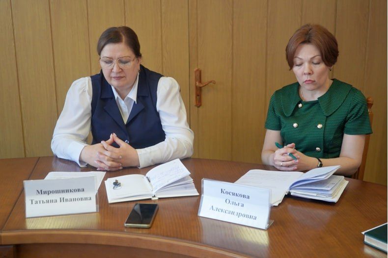 Проведено заседание Комиссии по делам несовершеннолетних и защите их прав Проведено заседание Комиссии по делам несовершеннолетних и защите их прав