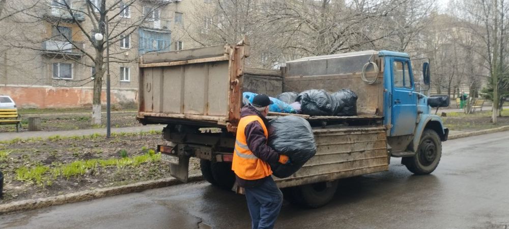 В Молодогвардейске выполнены работы по благоустройству В Молодогвардейске выполнены работы по благоустройству