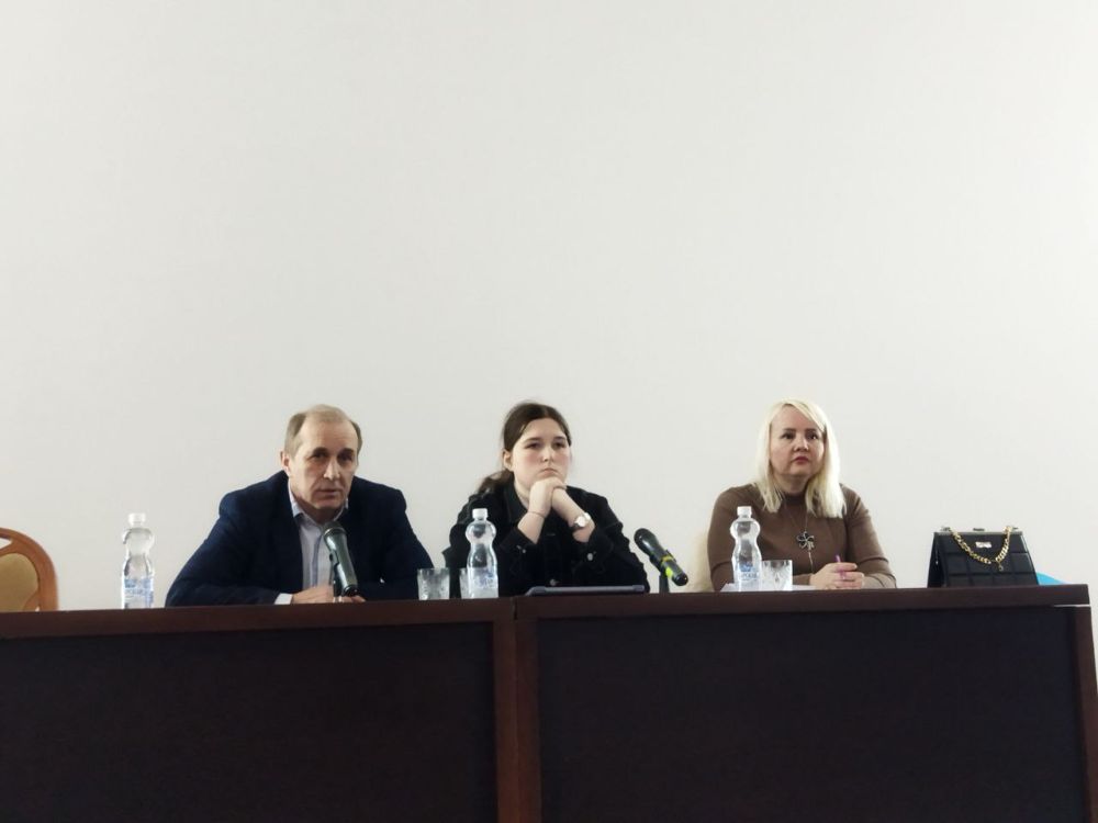 Андрей Рубанцов: Волонтеры нашего городского округа проходят обучение для участия в реализации федерального проекта «Формирование комфортной городской среды» Андрей Рубанцов: Волонтеры нашего городского округа проходят обучение для участия в реализации федерального проекта «Формирование комфортной городской среды»
