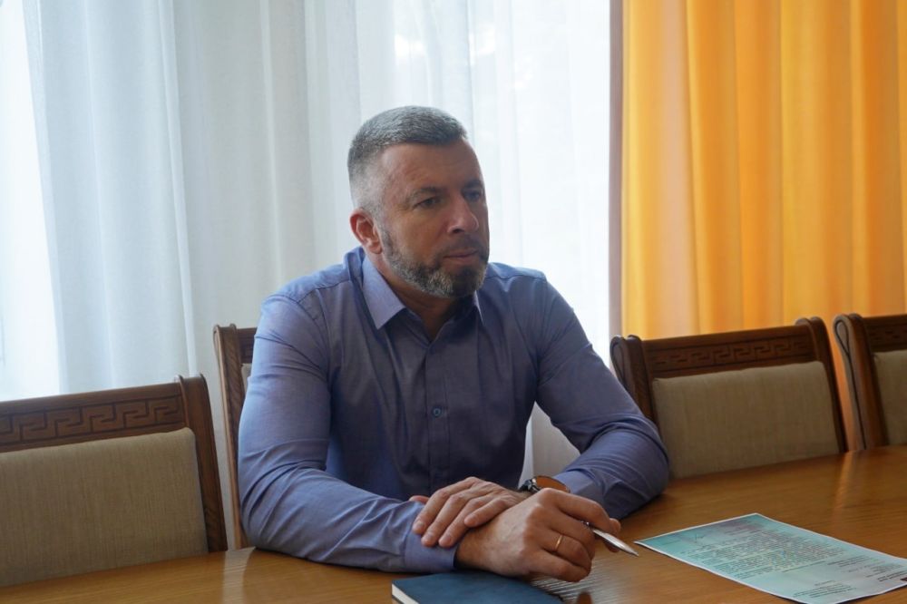 Андрей Сухачев: По инициативе Губернатора Красноярского края Михаила Котюкова в наш округ прибыла 11 группа врачей из Красноярского края Андрей Сухачев: По инициативе Губернатора Красноярского края Михаила Котюкова в наш округ прибыла 11 группа врачей из Красноярского края
