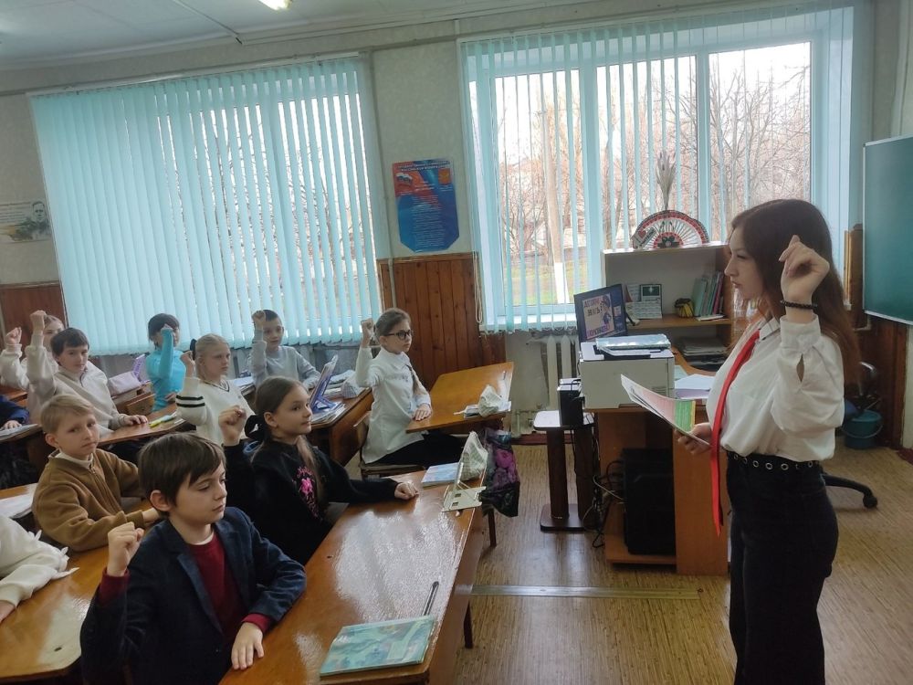 С приходом весны улицы городов и поселков оживают, и вместе с ними на дорогах появляется все больше средств индивидуальной мобильности (СИМ) – самокатов, велосипедов, гироскутеров и других устройств С приходом весны улицы городов и поселков оживают, и вместе с ними на дорогах появляется все больше средств индивидуальной мобильности (СИМ) – самокатов, велосипедов, гироскутеров и других устройств