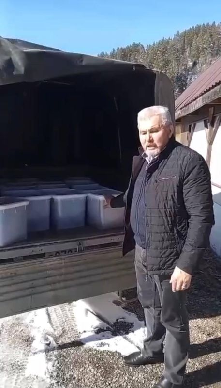 Алтайский мед отправили с Алтая в медучреждения ЛНР Алтайский мед отправили с Алтая в медучреждения ЛНР