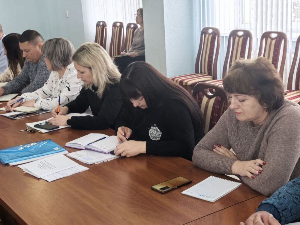 Сергей Козенко: Сегодня провел расширенное аппаратное совещание с участием руководителей структурных подразделений Администрации и начальников управления и отделов по жизнеобеспечению нашего муниципального округа Сергей Козенко: Сегодня провел расширенное аппаратное совещание с участием руководителей структурных подразделений Администрации и начальников управления и отделов по жизнеобеспечению нашего муниципального округа