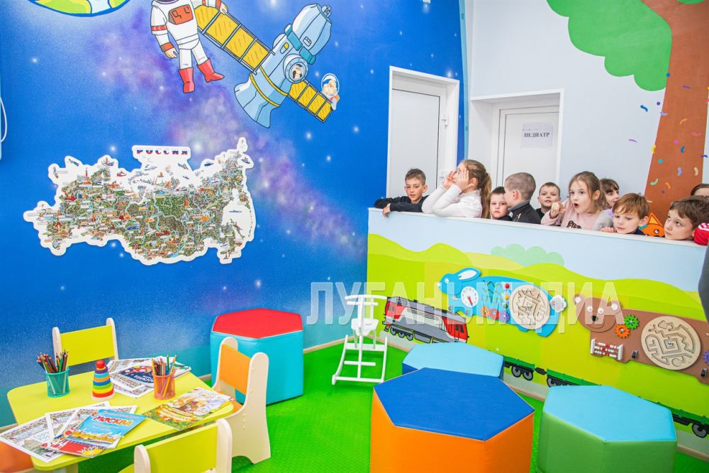 В больнице пгт Петровка Станично-Луганского муниципального округа в помещении детской консультации открыли комнату для досуга детей В больнице пгт Петровка Станично-Луганского муниципального округа в помещении детской консультации открыли комнату для досуга детей