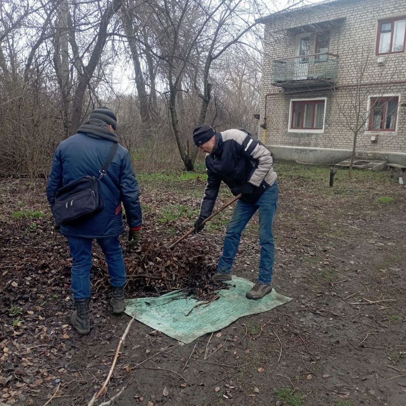 Виктория Сергеева: Коммунальщики в действии. Сегодня коммунальные службы осуществили вывоз ТБО с контейнерных площадок, тщательную уборку придомовых территорий и общественных пространств, также были выполнены работы по спилу... Виктория Сергеева: Коммунальщики в действии. Сегодня коммунальные службы осуществили вывоз ТБО с контейнерных площадок, тщательную уборку придомовых территорий и общественных пространств, также были выполнены работы по спилу...