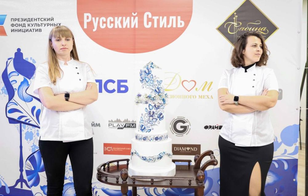 Коллекция женской одежды «Русский стиль» впервые будет создана в ЛНР благодаря гранту от Президентского фонда культурных инициатив Коллекция женской одежды «Русский стиль» впервые будет создана в ЛНР благодаря гранту от Президентского фонда культурных инициатив