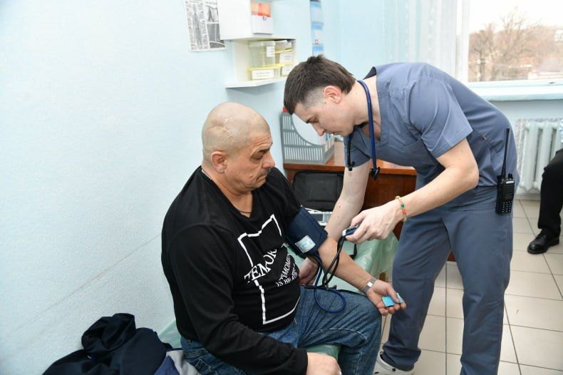 Красноярские врачи вновь помогают свердловским медикам Красноярские врачи вновь помогают свердловским медикам