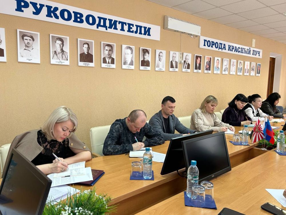 Сергей Соловьев: Сегодня провел заседание политсовета местного отделения ВПП «Единая Россия» Сергей Соловьев: Сегодня провел заседание политсовета местного отделения ВПП «Единая Россия»