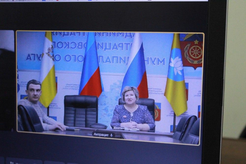 Калмыкия и Антрацит продолжают взаимодействие в вопросах землепользования Калмыкия и Антрацит продолжают взаимодействие в вопросах землепользования