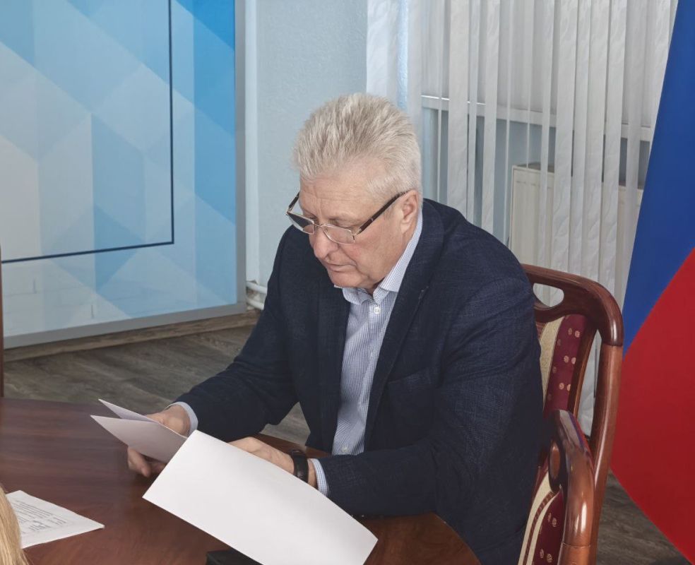 Сергей Козенко: Сегодня в Администрации Краснодонского муниципального округа состоялось заседание оргкомитета, посвященное подготовке и проведению праздничных мероприятий, приуроченных к празднованию 80-летия Великой Победы... Сергей Козенко: Сегодня в Администрации Краснодонского муниципального округа состоялось заседание оргкомитета, посвященное подготовке и проведению праздничных мероприятий, приуроченных к празднованию 80-летия Великой Победы...