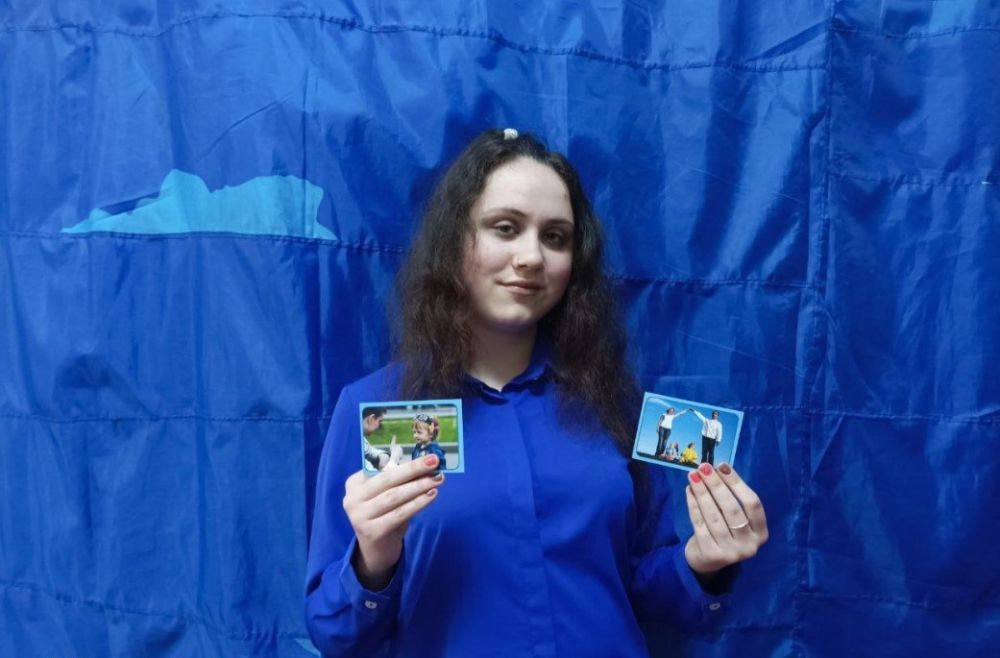 В Брянковской специализированной школе №1 продолжается информационная кампания в рамках акции "Зажги синим", посвященная Всемирному дню распространения информации об аутизме В Брянковской специализированной школе №1 продолжается информационная кампания в рамках акции "Зажги синим", посвященная Всемирному дню распространения информации об аутизме