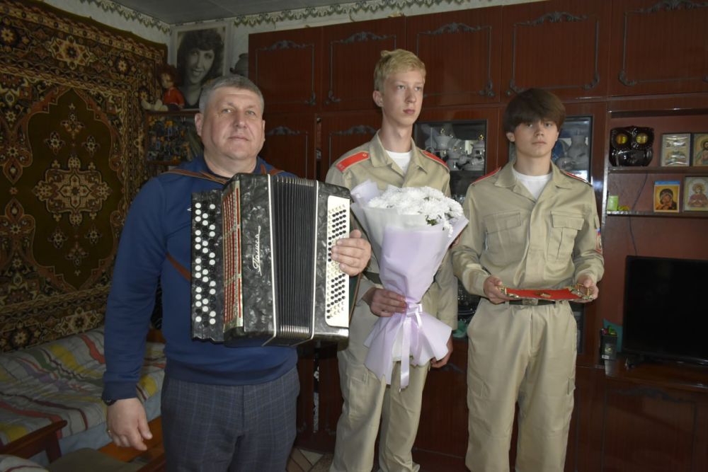 В Перевальске ветеранам вручили медаль «80 лет Победы в Великой Отечественной войне 1941-1945 гг.» В Перевальске ветеранам вручили медаль «80 лет Победы в Великой Отечественной войне 1941-1945 гг.»