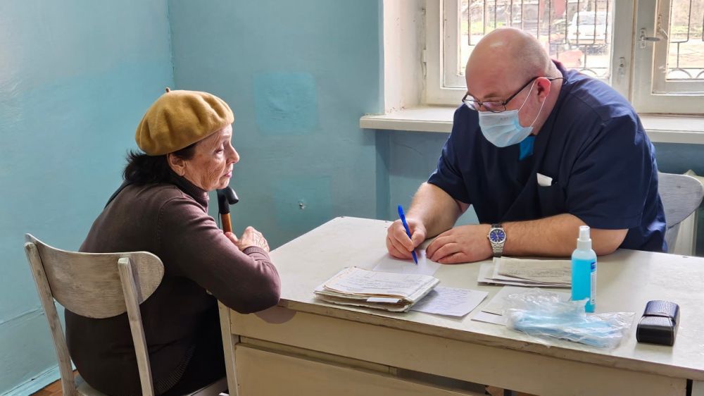 В Алчевске работает «медицинский десант» из Вологодской области В Алчевске работает «медицинский десант» из Вологодской области