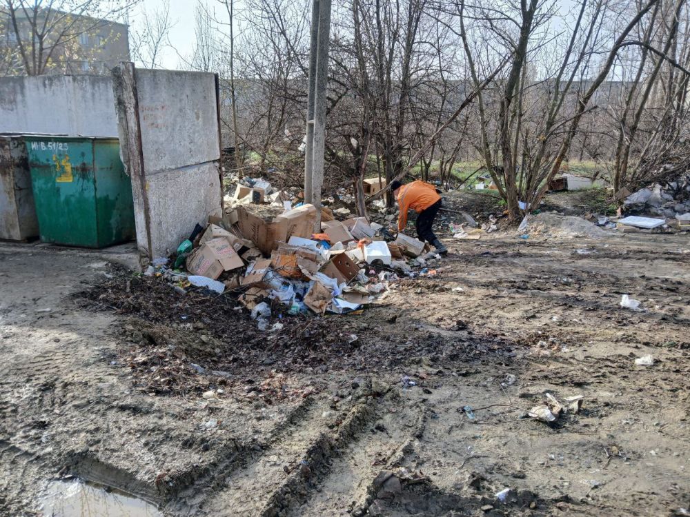 1 и 2 апреля убран мусор с 15 стихийных свалок рядом с площадками по сбору ТКО 1 и 2 апреля убран мусор с 15 стихийных свалок рядом с площадками по сбору ТКО