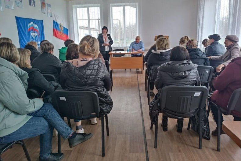 Встречу с представителями ПСБ провели в селе Медвежанка Встречу с представителями ПСБ провели в селе Медвежанка