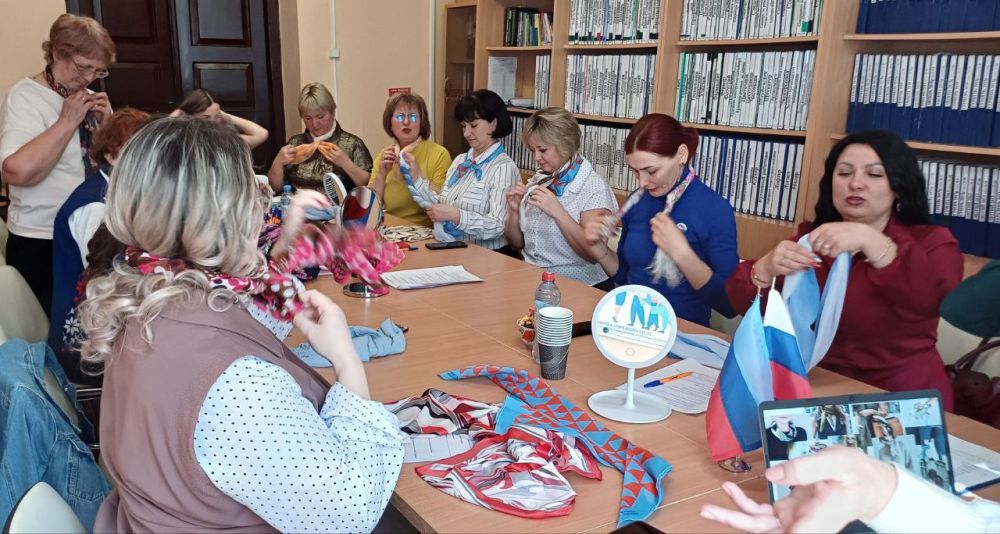В Беловодске состоялось заседание женского клуба «Женщина в деле» В Беловодске состоялось заседание женского клуба «Женщина в деле»