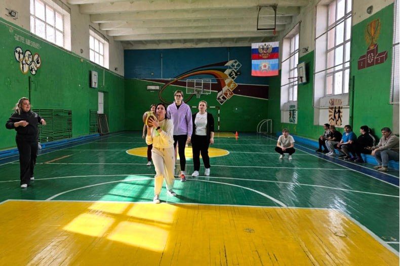 В Свердловске прошел праздник «Встречаем весну» В Свердловске прошел праздник «Встречаем весну»