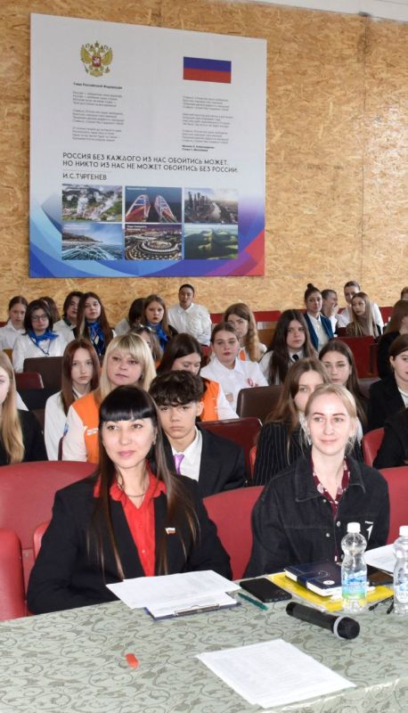 02.04.2025г. Приняла участие в Слете школьных медиацентров, где присутствовали 18 общеобразовательных учреждений города Красный Луч 02.04.2025г. Приняла участие в Слете школьных медиацентров, где присутствовали 18 общеобразовательных учреждений города Красный Луч