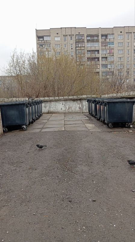 Виктория Сергеева: Коммунальщики в действии. Коммунальные предприятия продолжают работы по поддержанию чистоты и порядка в городе Виктория Сергеева: Коммунальщики в действии. Коммунальные предприятия продолжают работы по поддержанию чистоты и порядка в городе