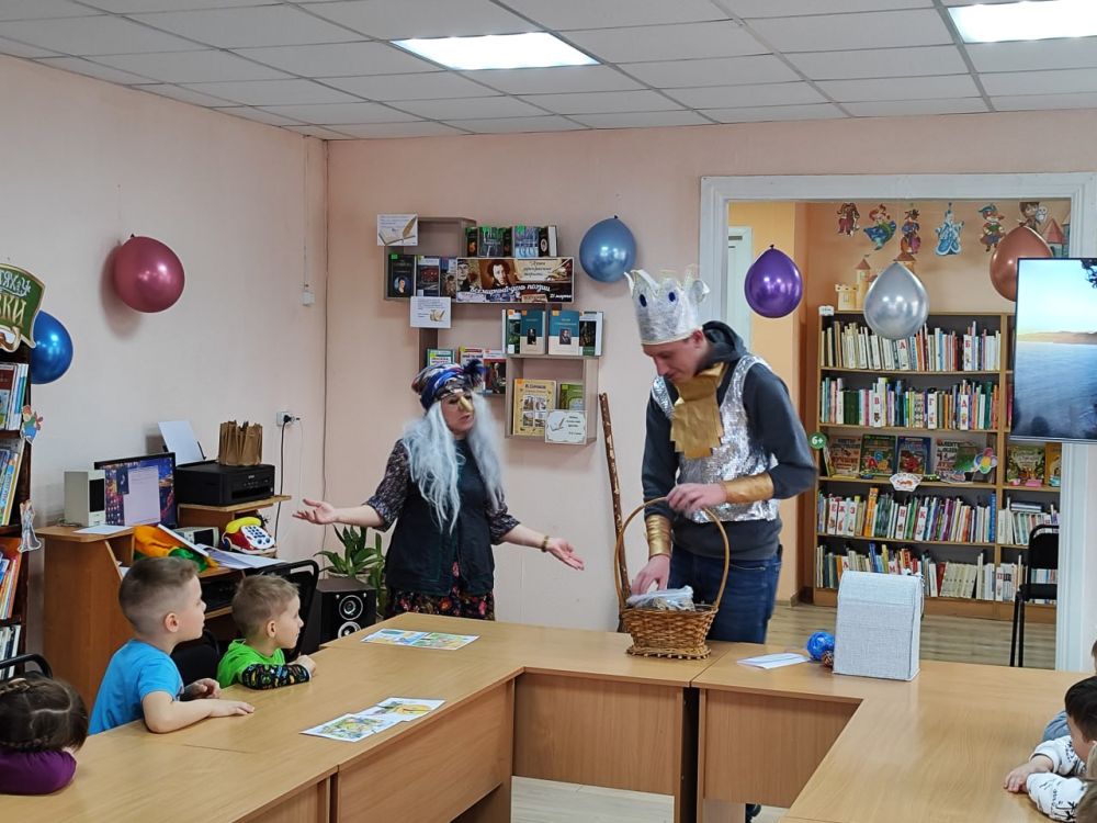В Славяносербске отметили Международный день детской книги В Славяносербске отметили Международный день детской книги