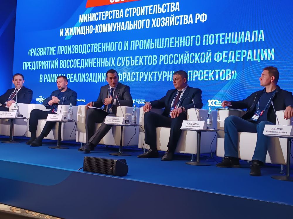 Регионы-шефы с 2022 года помогли восстановить в ЛНР более 4,6 тыс Регионы-шефы с 2022 года помогли восстановить в ЛНР более 4,6 тыс