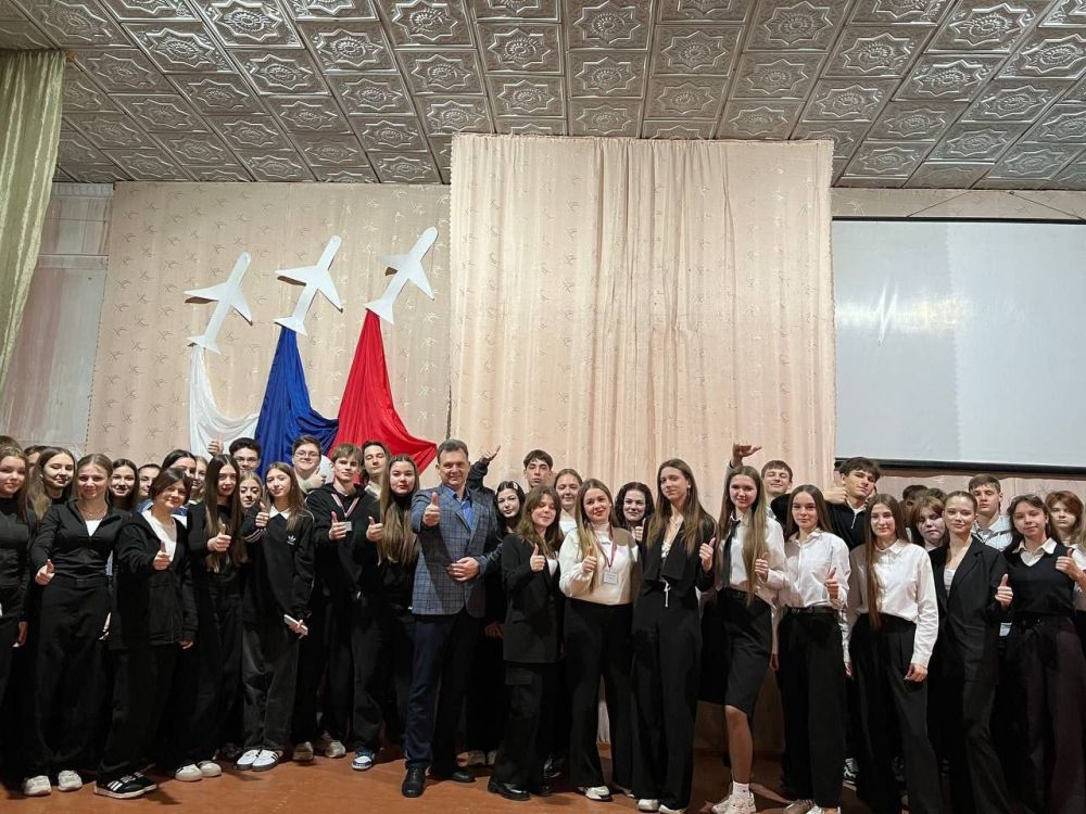 «Луганский характер»: Медицинские профессии в фокусе внимания школьников Красного Луча «Луганский характер»: Медицинские профессии в фокусе внимания школьников Красного Луча