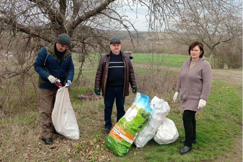 В населённых пунктах, подведомственных отделу по ОЖД с. Дарьино-Ермаковка проведены субботники В населённых пунктах, подведомственных отделу по ОЖД с. Дарьино-Ермаковка проведены субботники
