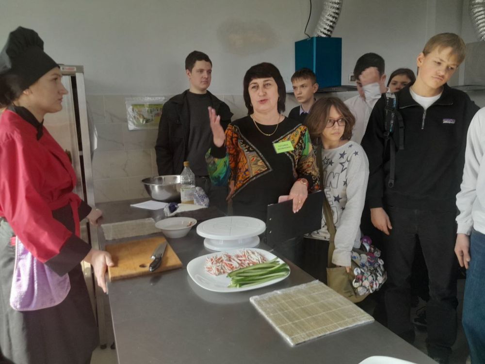 День открытых дверей ГБОУ СПО ЛНР «Беловодский казачий кадетский профессиональный колледж им. П.Л. Дремова» День открытых дверей ГБОУ СПО ЛНР «Беловодский казачий кадетский профессиональный колледж им. П.Л. Дремова»