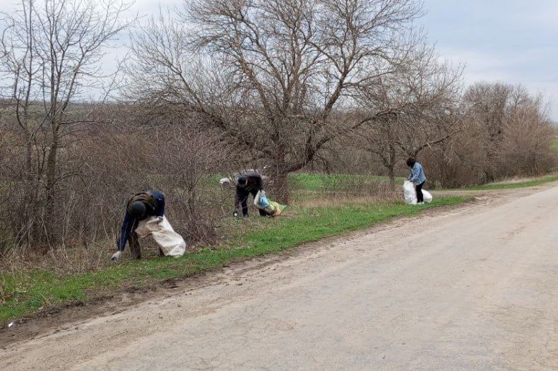 В населённых пунктах, подведомственных отделу по ОЖД с. Дарьино-Ермаковка проведены субботники В населённых пунктах, подведомственных отделу по ОЖД с. Дарьино-Ермаковка проведены субботники