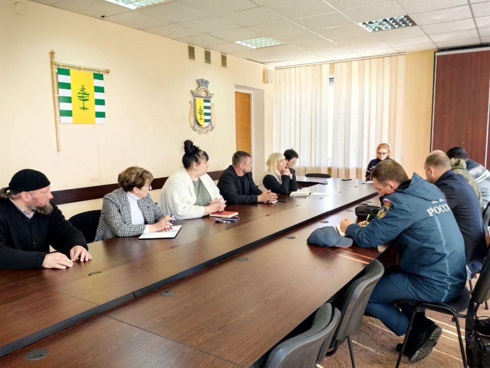 Сегодня состоялось заседание антитеррористической комиссии в Администрации города Рубежное Луганской Народной Республики Сегодня состоялось заседание антитеррористической комиссии в Администрации города Рубежное Луганской Народной Республики