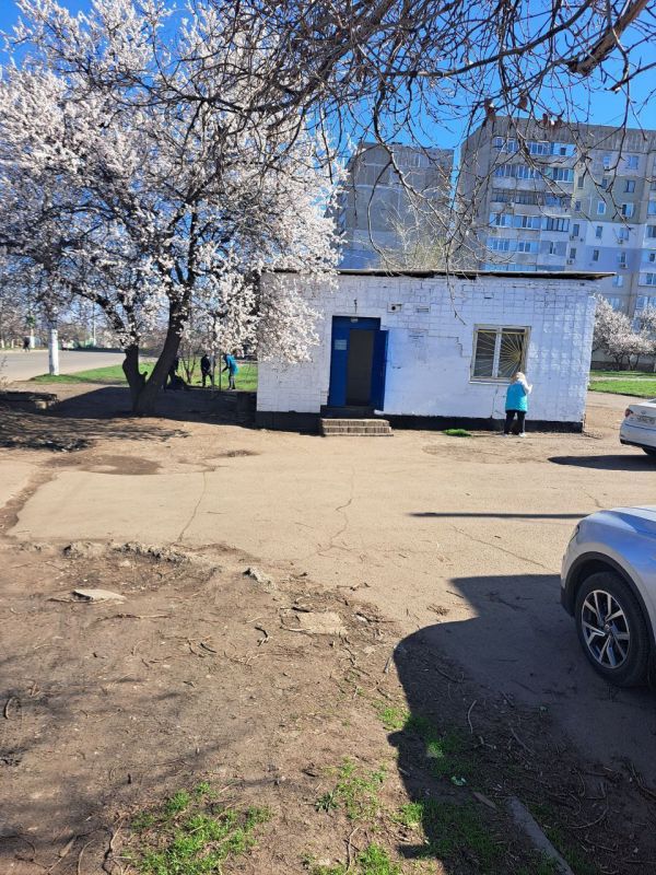 Сотрудники МУП «Луганскгортранс» активно приняли участие в благоустройстве территории на квартале Южный Сотрудники МУП «Луганскгортранс» активно приняли участие в благоустройстве территории на квартале Южный