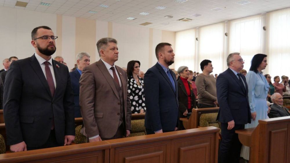 Инна Швенк: В Администрации муниципального образования городской округ город Луганск 03 апреля 2025 года состоялось торжественное мероприятие, посвященное Году защитника Отечества Инна Швенк: В Администрации муниципального образования городской округ город Луганск 03 апреля 2025 года состоялось торжественное мероприятие, посвященное Году защитника Отечества