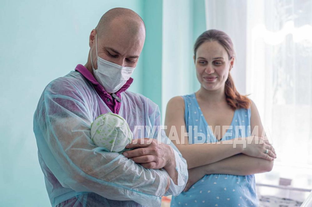 В рамках реализации национального проекта «Продолжительная и активная жизнь» и объявленной Министерством здравоохранения РФ «Недели здоровья матери и ребенка», которая проходит с 31 марта по 6 апреля, врачи неонатальной... В рамках реализации национального проекта «Продолжительная и активная жизнь» и объявленной Министерством здравоохранения РФ «Недели здоровья матери и ребенка», которая проходит с 31 марта по 6 апреля, врачи неонатальной...