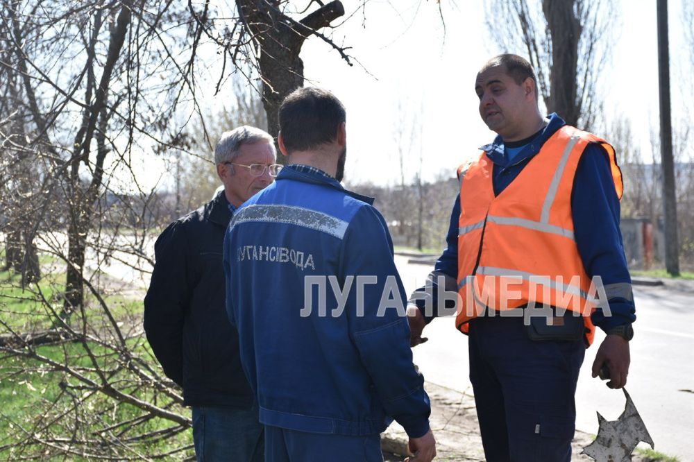 «Лугансквода» меняет водопровод в Станице Луганской «Лугансквода» меняет водопровод в Станице Луганской